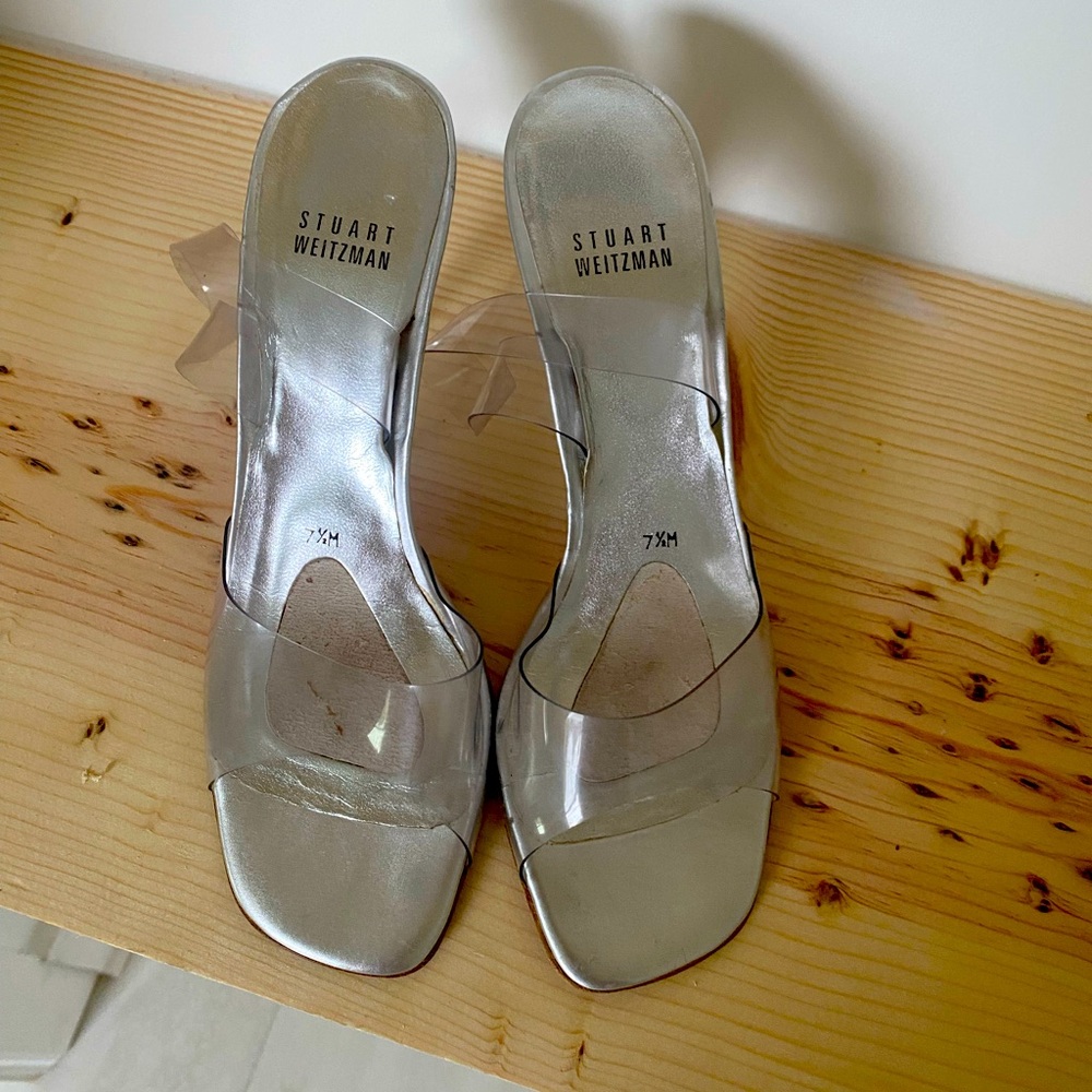 (SOLD!!!🫶🏼)💫STUART WEITZMAN SLINGBACK CLEAR HEELS💫